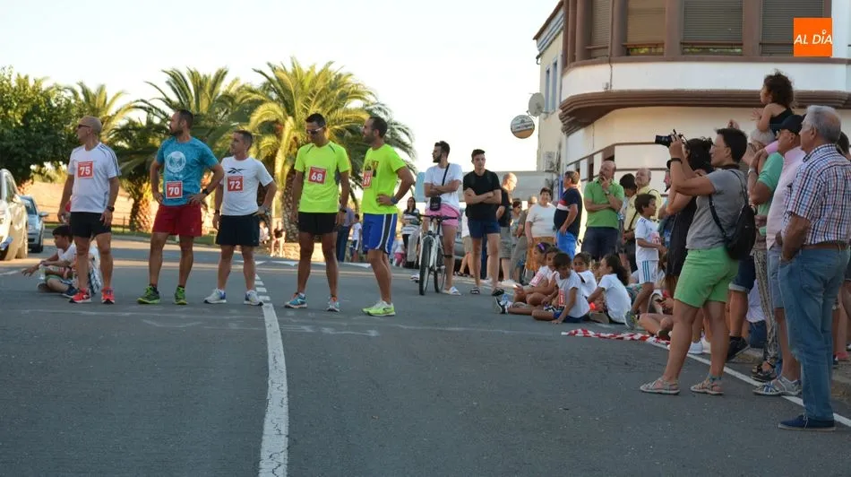 Foto 3 - Los ni&ntilde;os fueron los protagonistas indiscutibles en la carrera popular de La Fregeneda