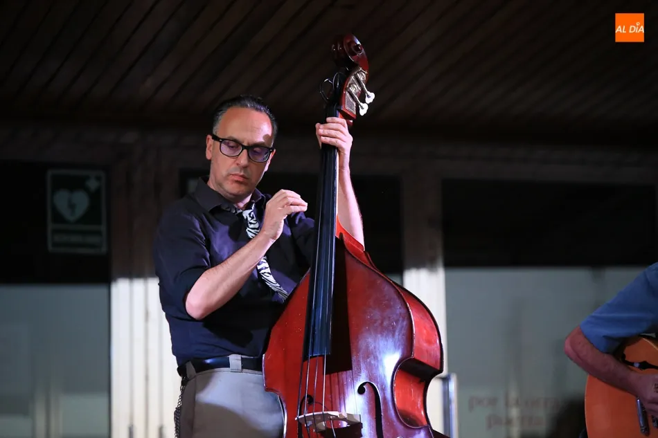 Foto 8 - El tr&iacute;o de&nbsp;Alan Bike &lsquo;Los Tres Cerditos&rsquo; protagoniza el concierto de &lsquo;Verano se escribe con ...