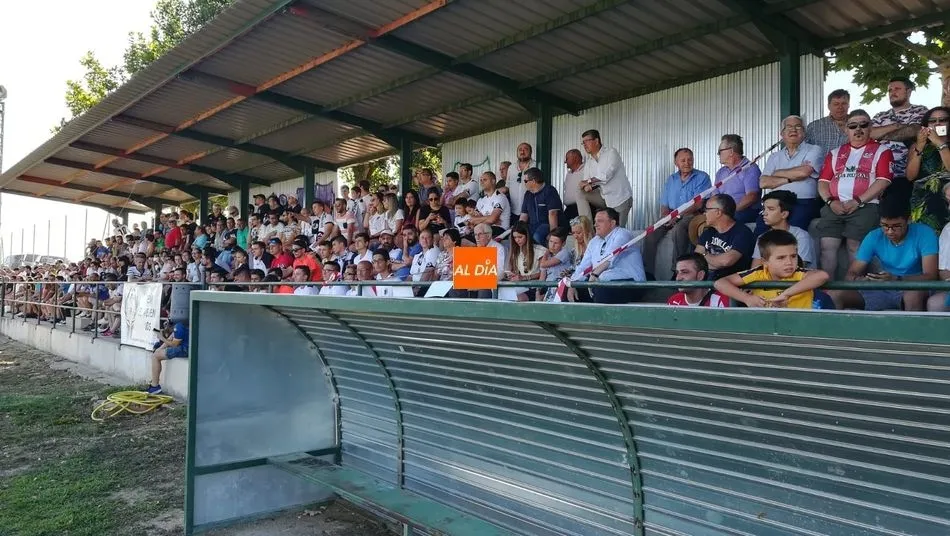 Foto 5 - El Salamanca UDS cae ante un Zamora con hechuras que vence con gol de Murci (1-0)