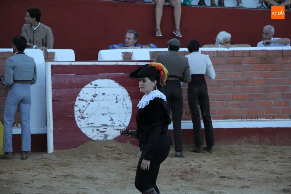 Foto 5 - Excelente tarde de toros en Saucelle con un trofeo para cada novillero  