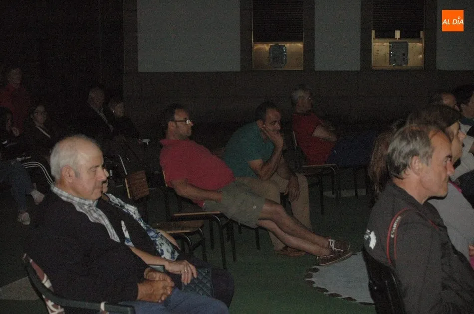 Foto 10 - El Ayuntamiento de Bogajo promociona la Fiesta con un ameno coloquio taurino  