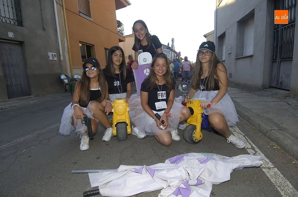 Foto 5 - El Bod&oacute;n estalla en fiestas con el preg&oacute;n de Sebasti&aacute;n Guti&eacute;rrez rodeado de incontables...