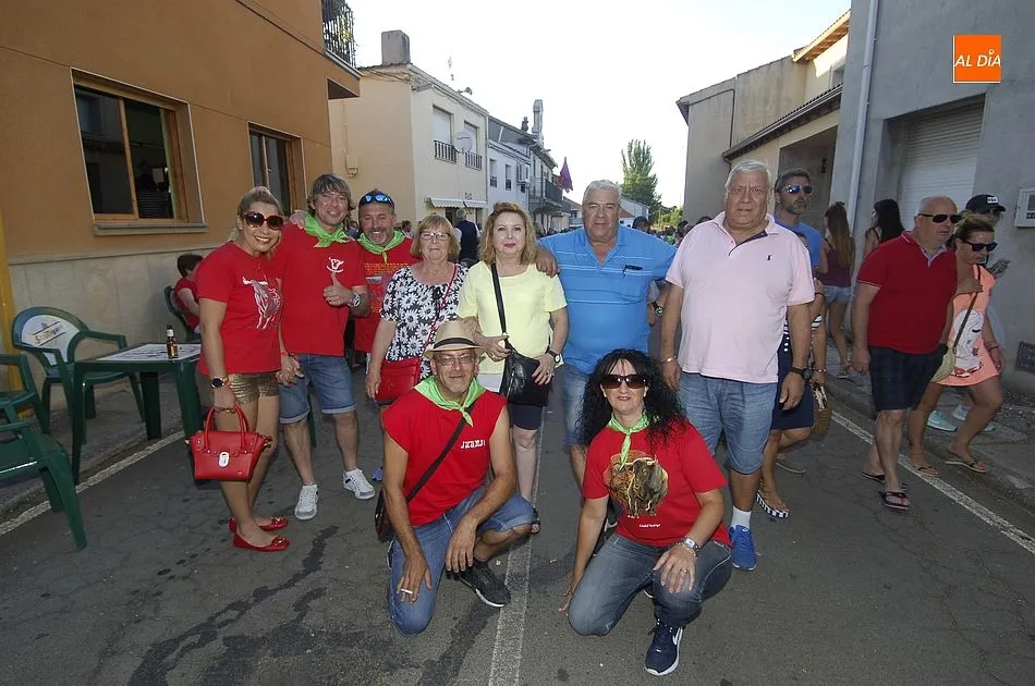 Foto 4 - El Bod&oacute;n estalla en fiestas con el preg&oacute;n de Sebasti&aacute;n Guti&eacute;rrez rodeado de incontables...