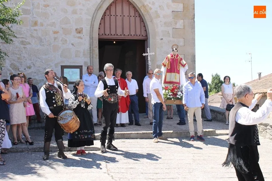 Foto 6 - Bailes y tradici&oacute;n en honor a San Lorenzo en Roll&aacute;n