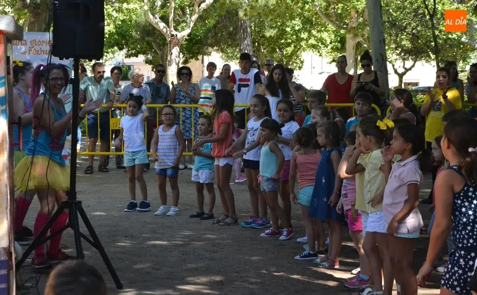 Foto 3 - Una Glorieta de Rechupete llega a su conclusi&oacute;n con una sesi&oacute;n de zumba  