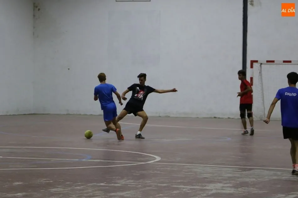 Foto 9 - Calvarrasa, campe&oacute;n del torneo de f&uacute;tbol sala