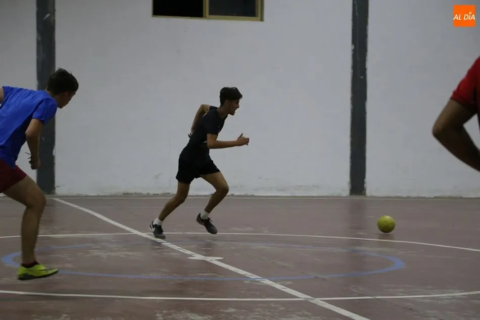 Foto 4 - Calvarrasa, campe&oacute;n del torneo de f&uacute;tbol sala