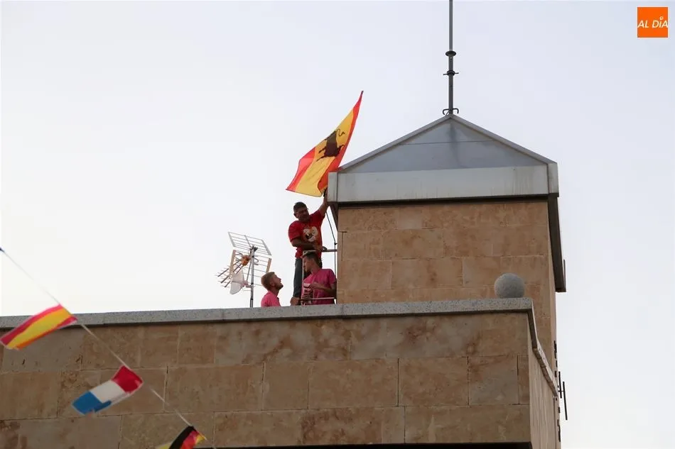 Foto 3 - La Mariseca anuncia la llegada de los festejos taurinos