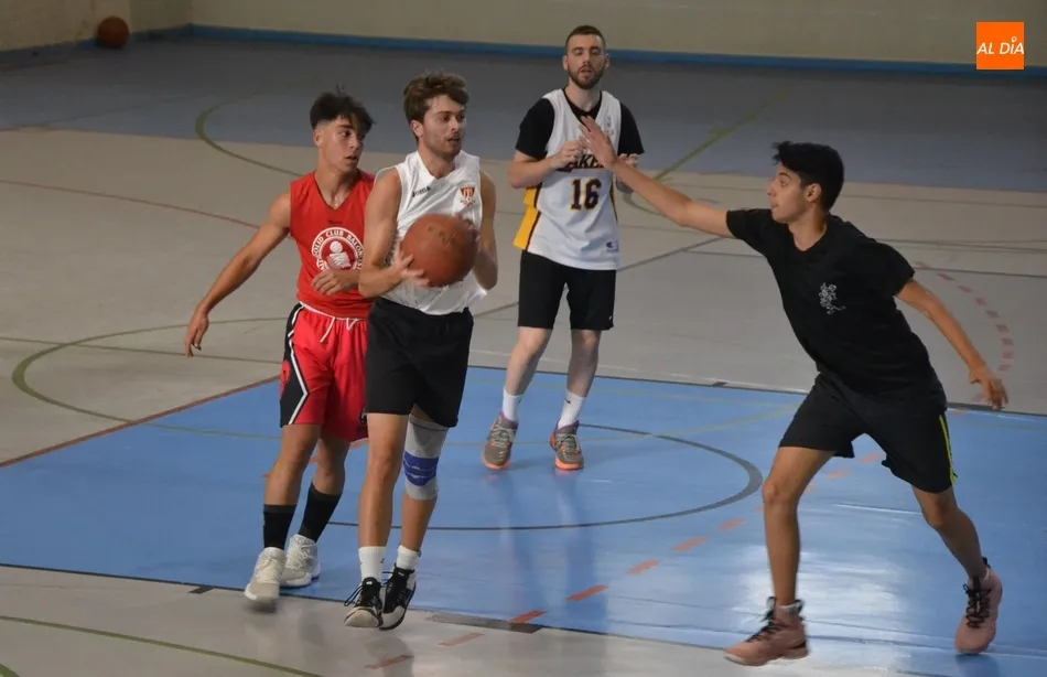 Arranca la lucha por el entorchado del Torneo 3x3 Coyote  