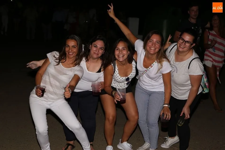 Foto 11 - Aldearrubia inicia sus fiestas con la concentraci&oacute;n de pe&ntilde;as y el preg&oacute;n