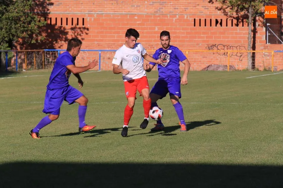 Foto 11 - El Santa Marta anota su segunda victoria de la pretemporada ante el CD Ribert  