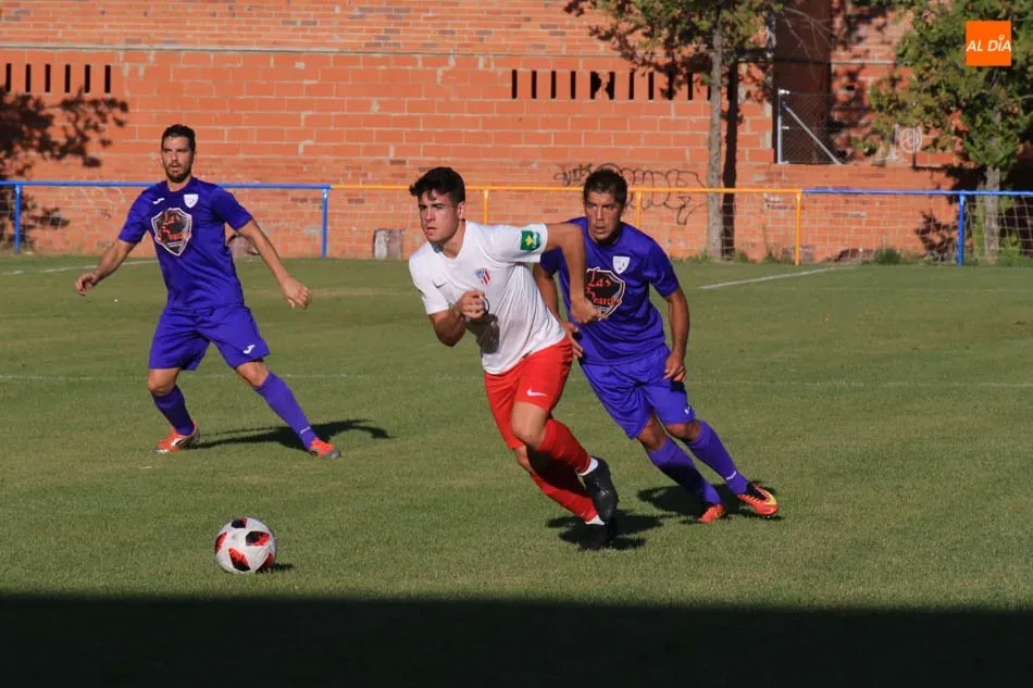 Foto 6 - El Santa Marta anota su segunda victoria de la pretemporada ante el CD Ribert  