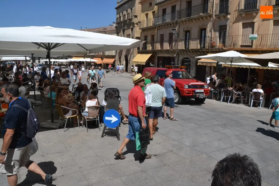 Foto 5 - Gran sobresalto en la Plaza Mayor tras echarse a arder una sart&eacute;n en la cocina de una vivienda  