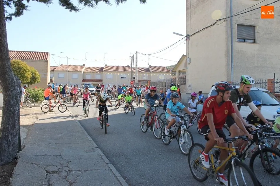 Foto 7 - Pedaleo festivo en Almenara de Tormes