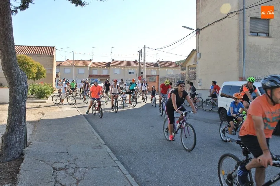 Foto 5 - Pedaleo festivo en Almenara de Tormes