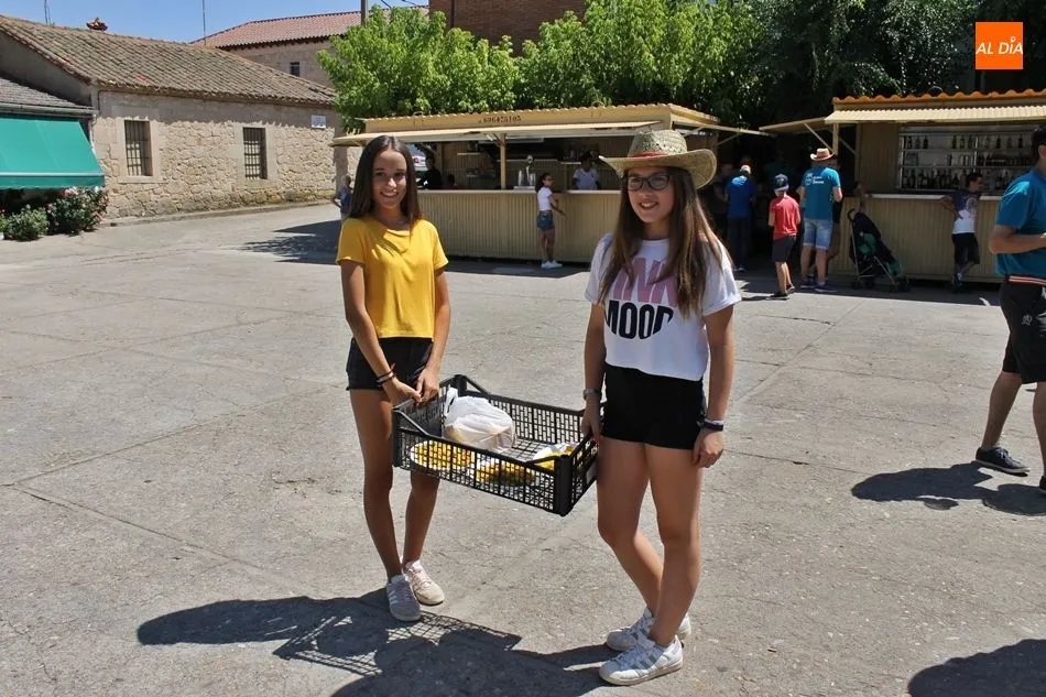 Foto 11 - Buen yantar por San Lorenzo con una rica paella de 600 raciones en Roll&aacute;n