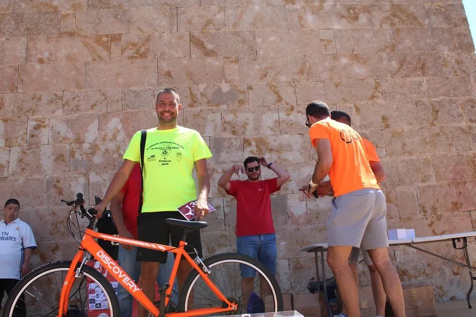 Foto 4 - Nuevo &eacute;xito del D&iacute;a de la Bici de Vega de Tirados con 170 participantes