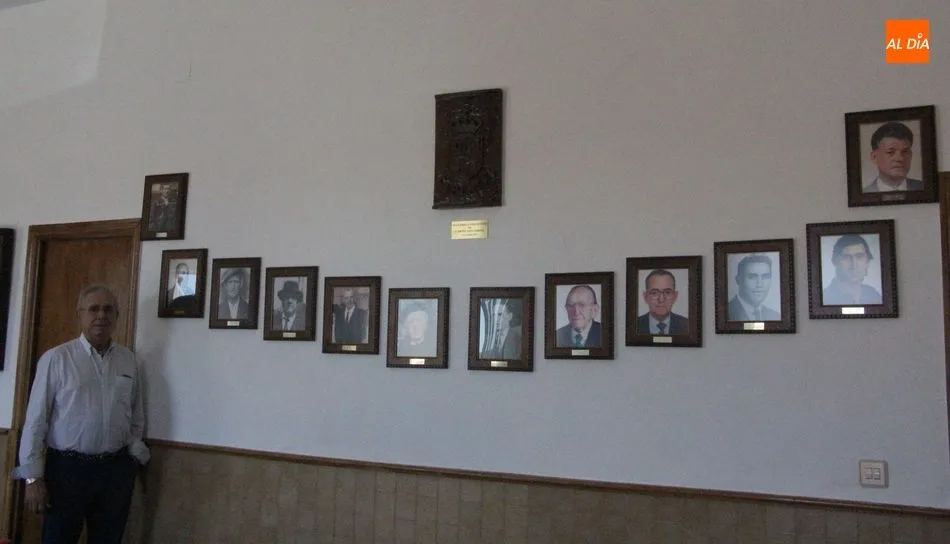 Foto 4 - Emotivo homenaje a los alcaldes de Cip&eacute;rez  