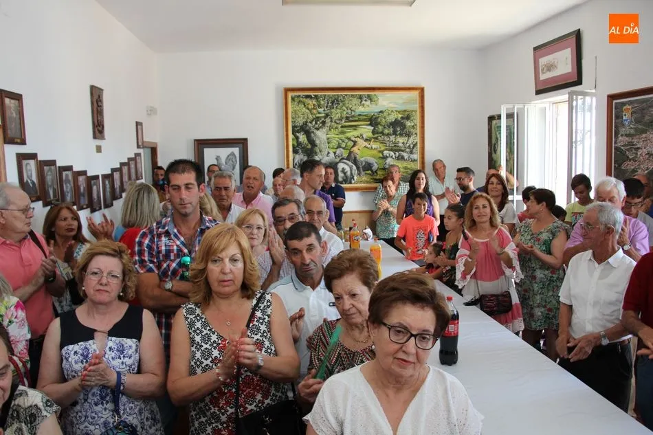 Foto 2 - Emotivo homenaje a los alcaldes de Cip&eacute;rez  