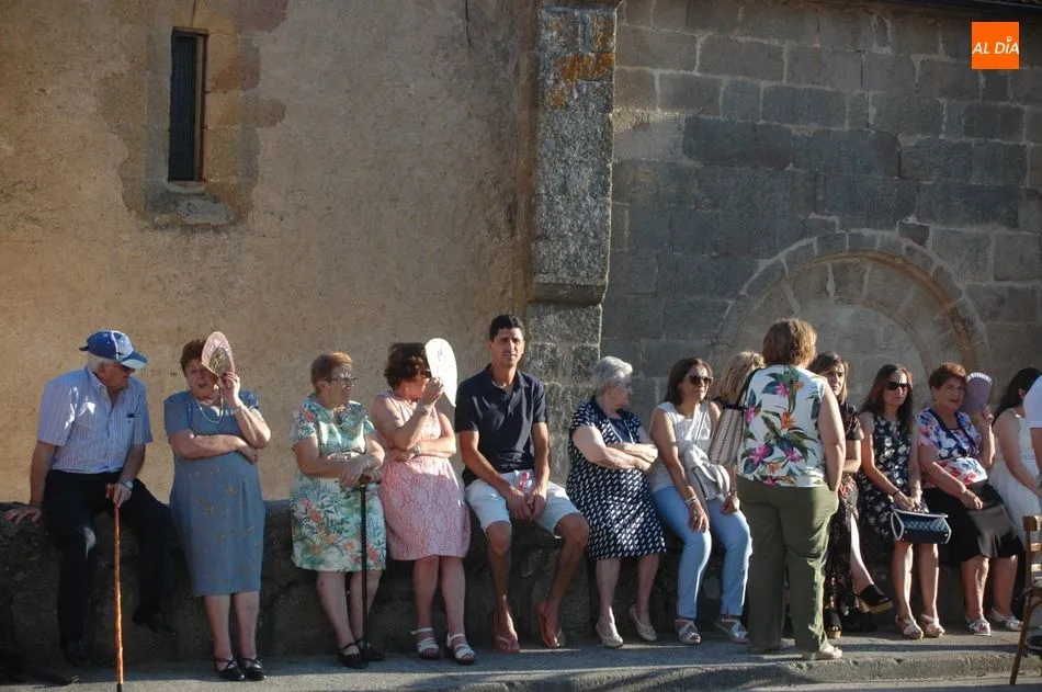 Foto 4 - Hasta siete roscas en ofrenda a la Virgen de la Pe&ntilde;a de Francia  