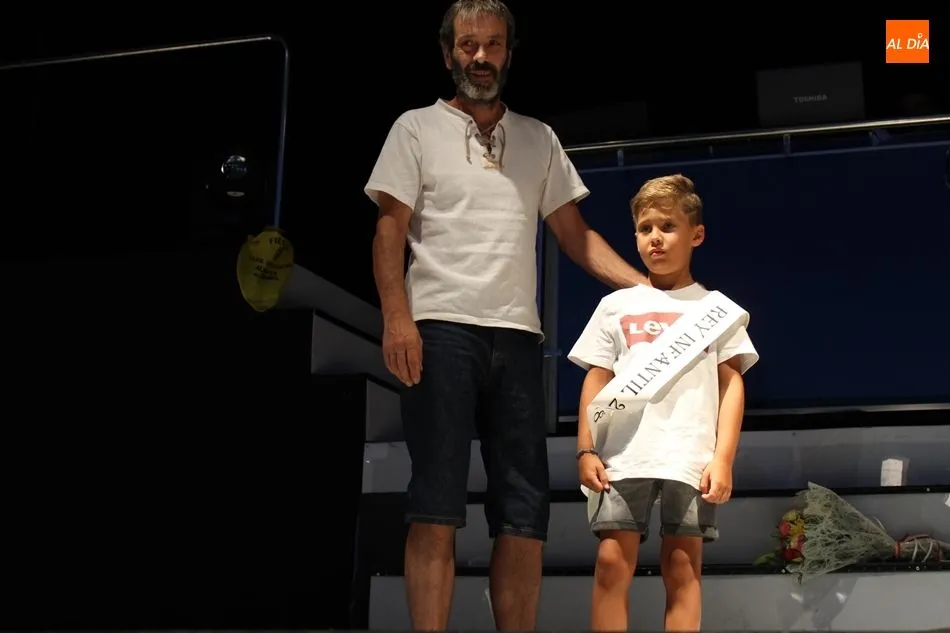Foto 5 - Homenaje a Armando en el preg&oacute;n de Almenara de Tormes
