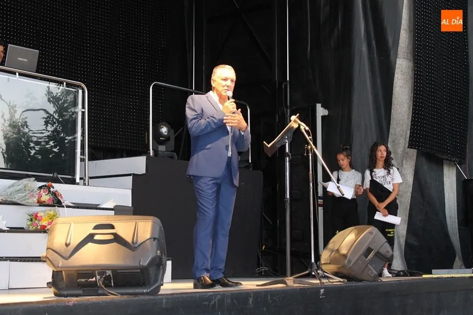 Foto 11 - Homenaje a Armando en el preg&oacute;n de Almenara de Tormes