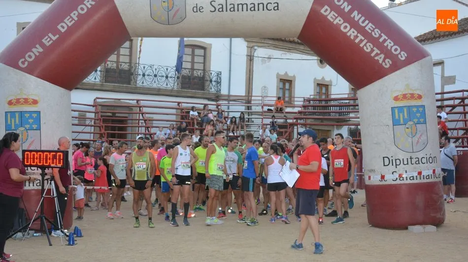 Foto 11 - &Eacute;xito de participantes en la V carrera popular Toromarat&oacute;n de Lumbrales