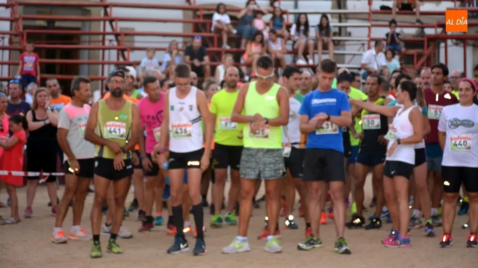 Foto 10 - &Eacute;xito de participantes en la V carrera popular Toromarat&oacute;n de Lumbrales