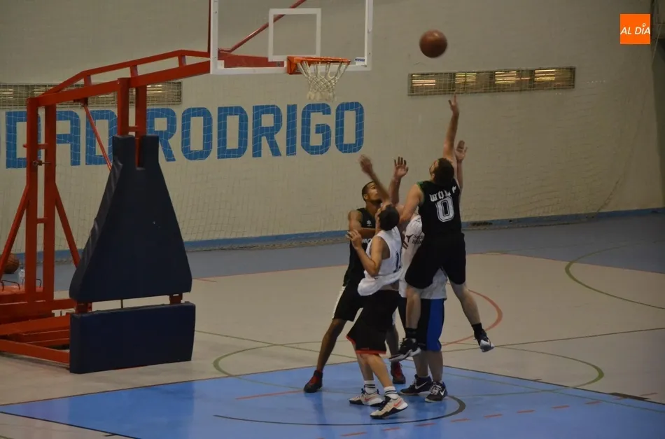 Foto 11 - Fantasmas revalida corona en el &lsquo;&uacute;ltimo&rsquo; Torneo 3x3 Coyote  