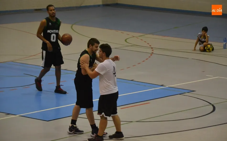 Foto 3 - Fantasmas revalida corona en el &lsquo;&uacute;ltimo&rsquo; Torneo 3x3 Coyote  