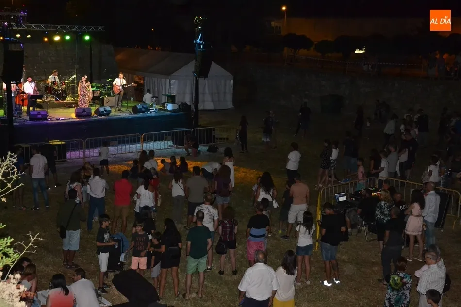 Foto 4 - Buen ambiente en un Farinato Sound Festival en clave femenina  