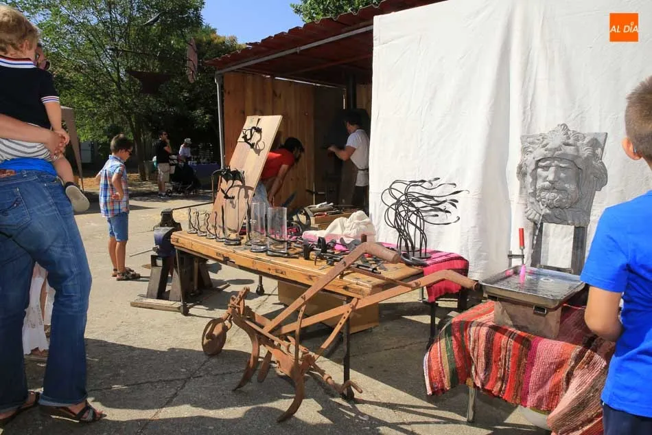 Foto 5 - El tradicional Mercado Campesino de Miranda de Az&aacute;n supera todas las expectativas  