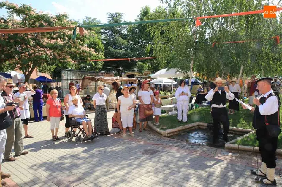 Foto 3 - El tradicional Mercado Campesino de Miranda de Az&aacute;n supera todas las expectativas  