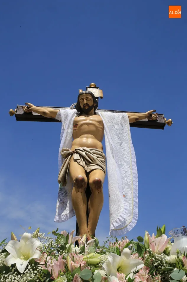 Foto 6 - Castellanos de Moriscos honra al Cristo de las Batallas con&nbsp;su tradicional eucarist&iacute;a  