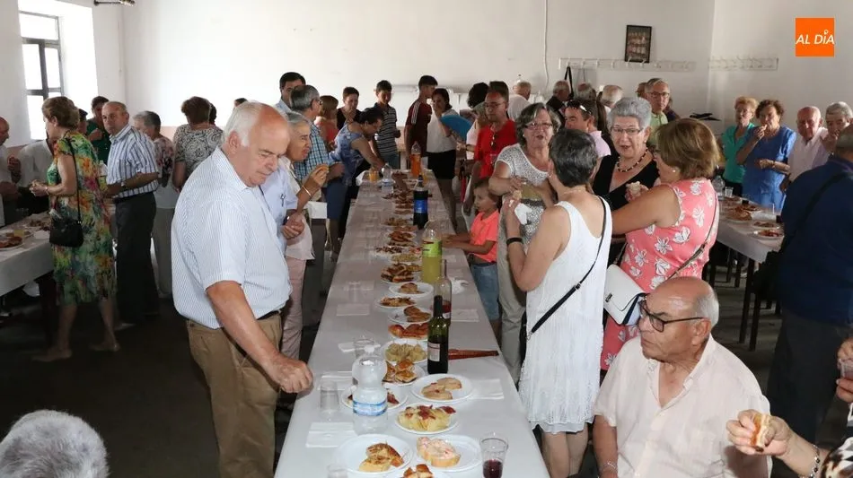 Foto 11 - Peralejos de Abajo despide las fiestas de verano con un homenaje a los mayores  