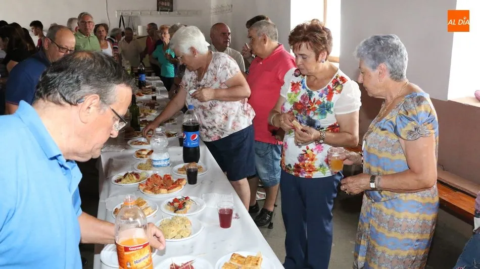 Foto 9 - Peralejos de Abajo despide las fiestas de verano con un homenaje a los mayores  