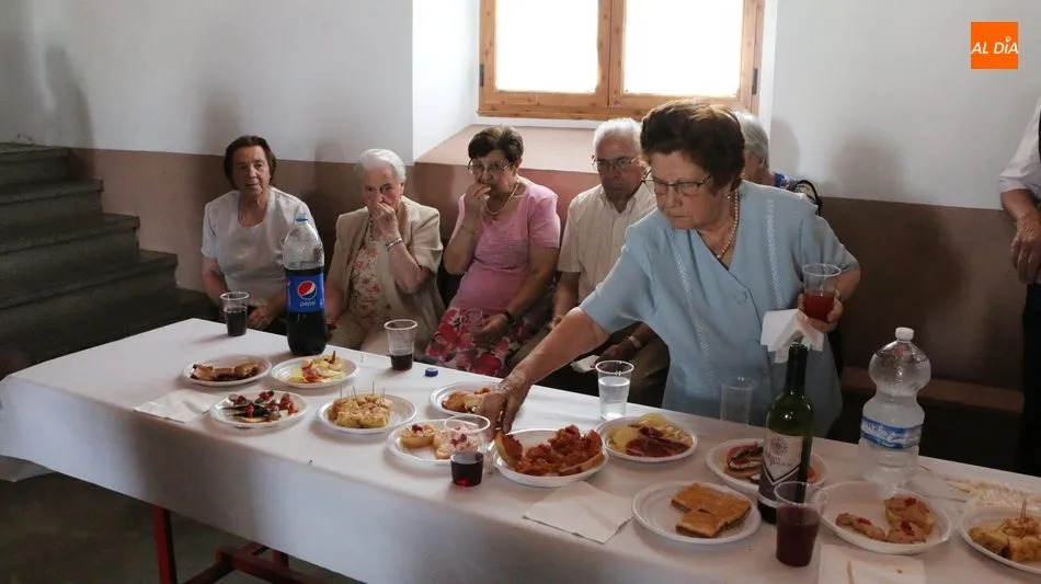 Foto 5 - Peralejos de Abajo despide las fiestas de verano con un homenaje a los mayores  