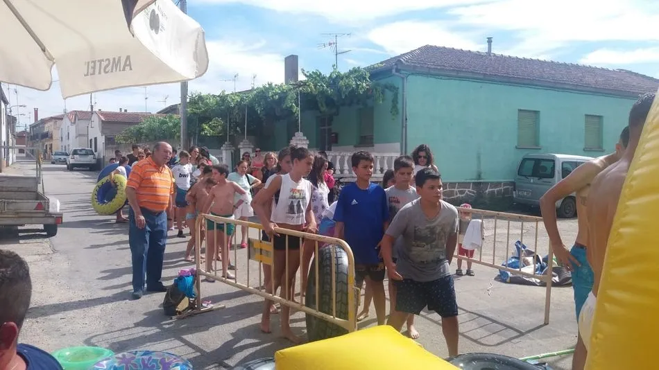 Un curso intensivo de corte de jamón pone la nota especial a la Semana Cultural de Bañobárez  