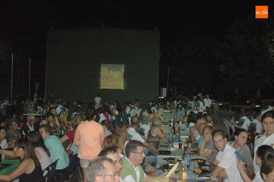 Foto 9 - La paella y el tiro al plato protagonizan la jornada festiva en Saldeana&nbsp;  