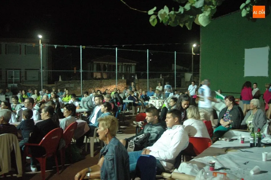 Foto 2 - La paella y el tiro al plato protagonizan la jornada festiva en Saldeana&nbsp;  