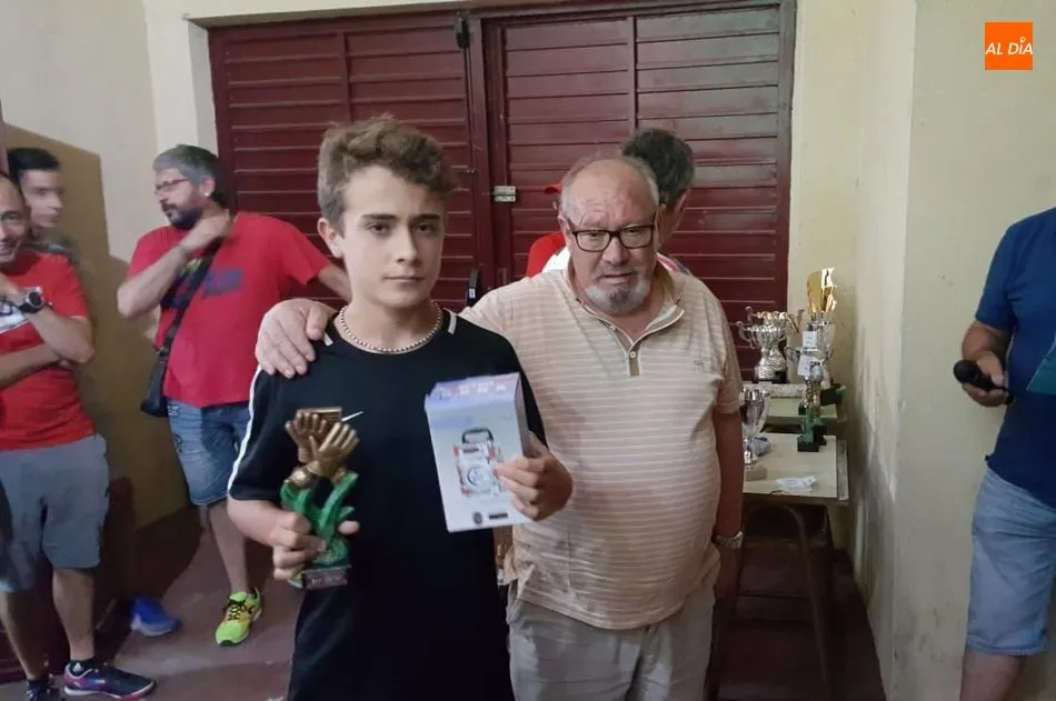 Foto 5 - Bar El Retiro se impone en el Campeonato de &lsquo;futbito&rsquo; de Vitigudino por 6-3 al Bar Duero  