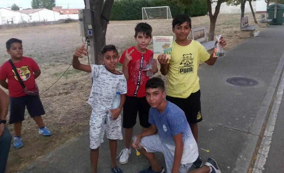 Foto 2 - Santa Marina gana el duelo futbolero de sus fiestas  