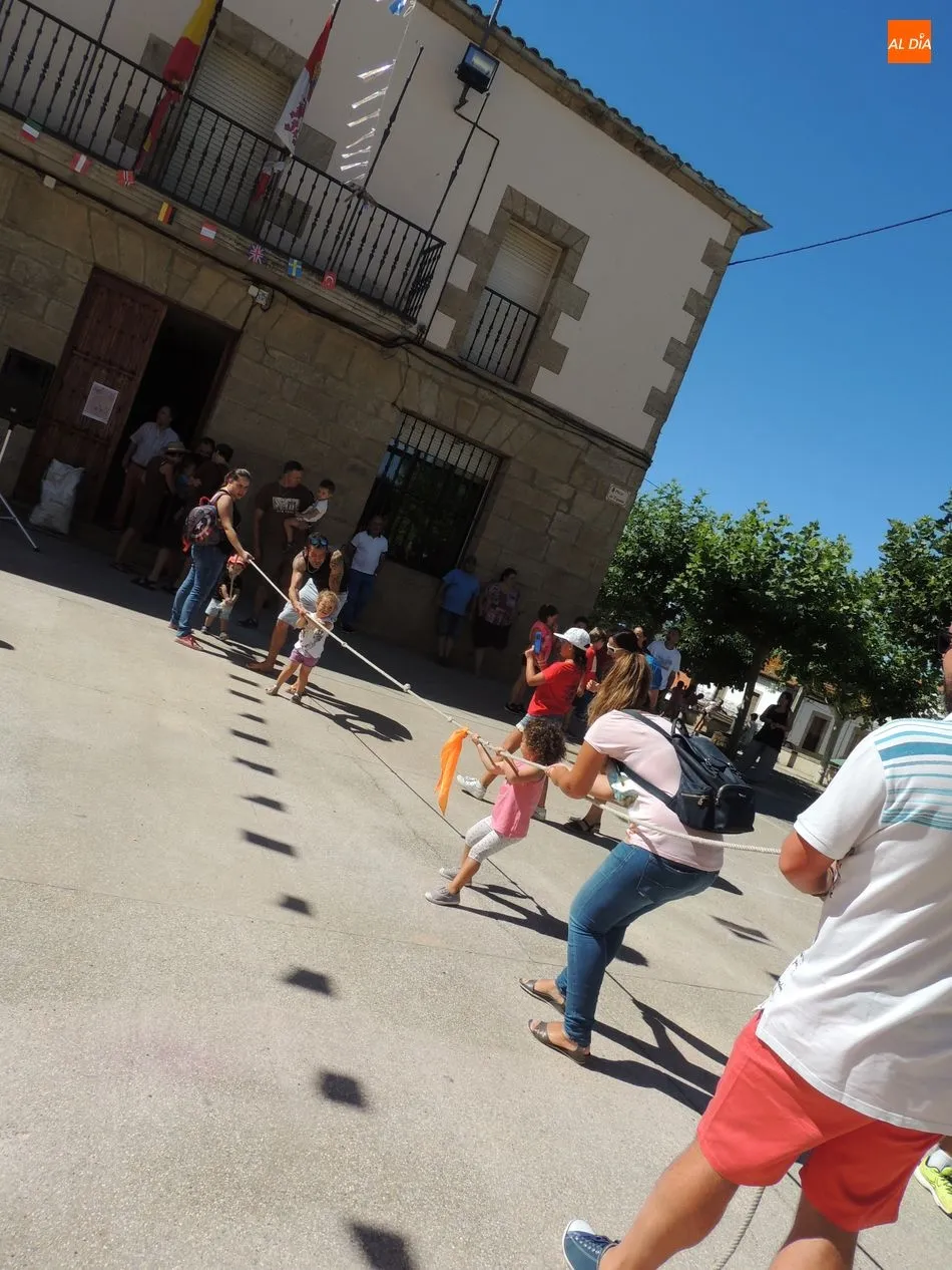 Foto 10 - Los vecinos de La Fregeneda siguen disfrutando de sus fiestas de verano&nbsp;