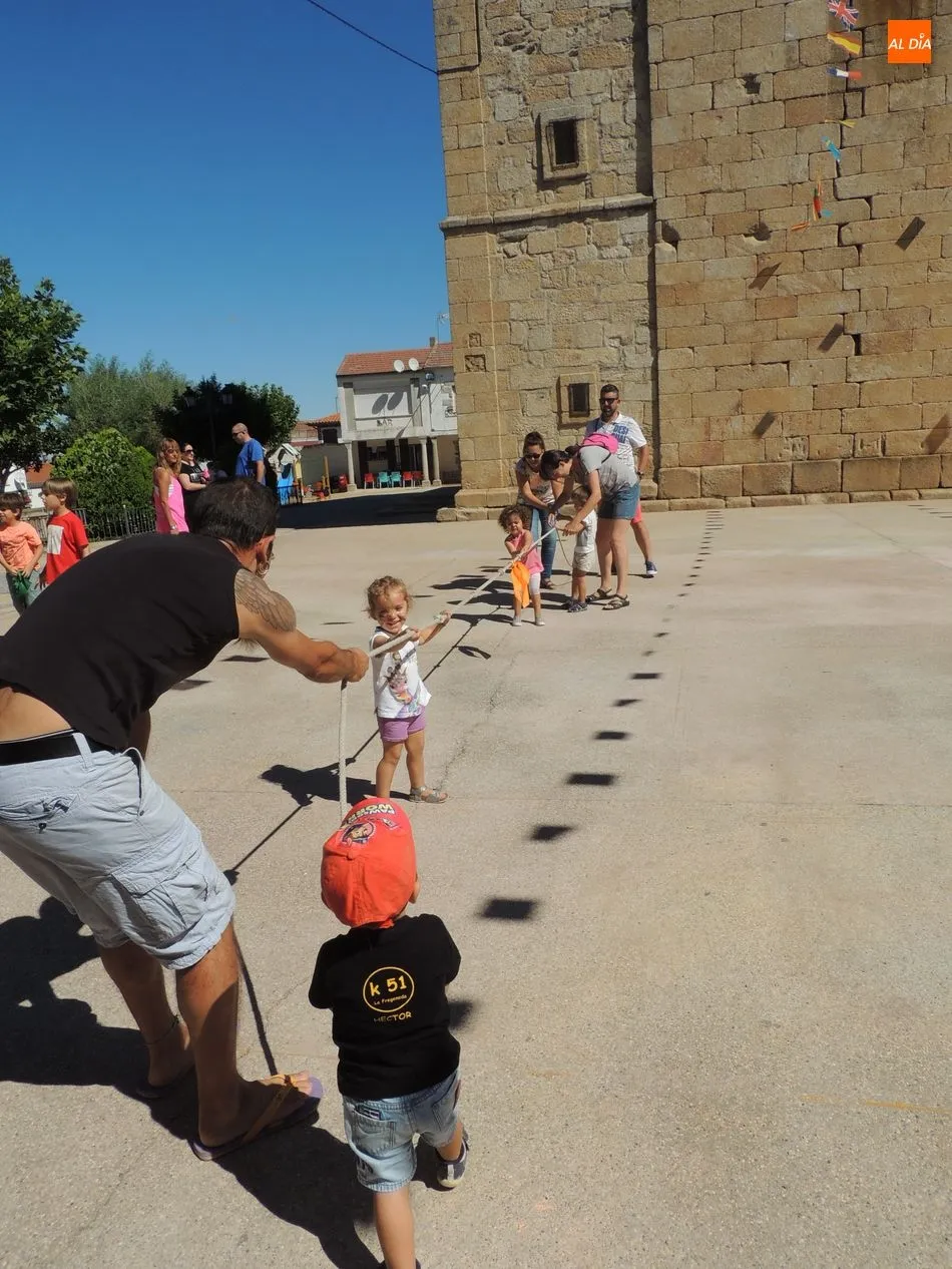 Foto 9 - Los vecinos de La Fregeneda siguen disfrutando de sus fiestas de verano&nbsp;