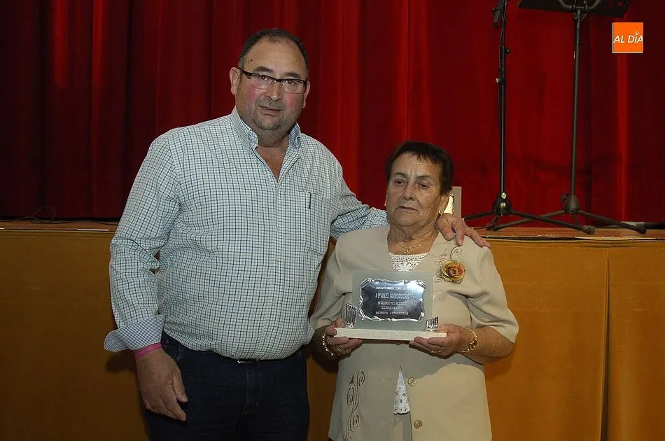Foto 5 - Sancti-Sp&iacute;ritus homenajea a 8 vecinos que cumplen 80 a&ntilde;os en este 2018  