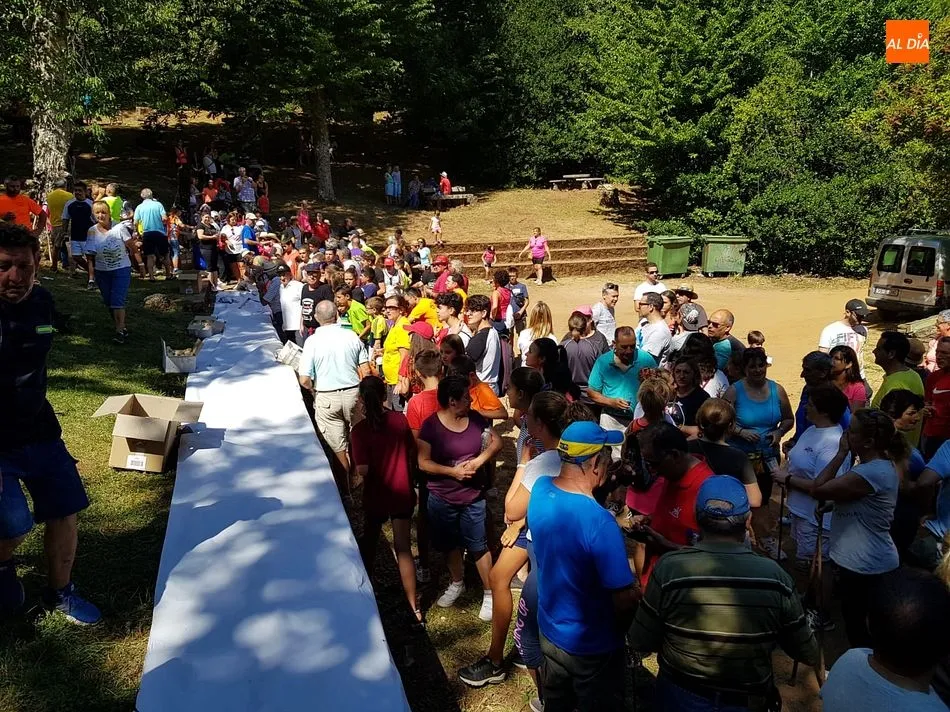 Los caminantes concluyeron la marcha en La Honfría