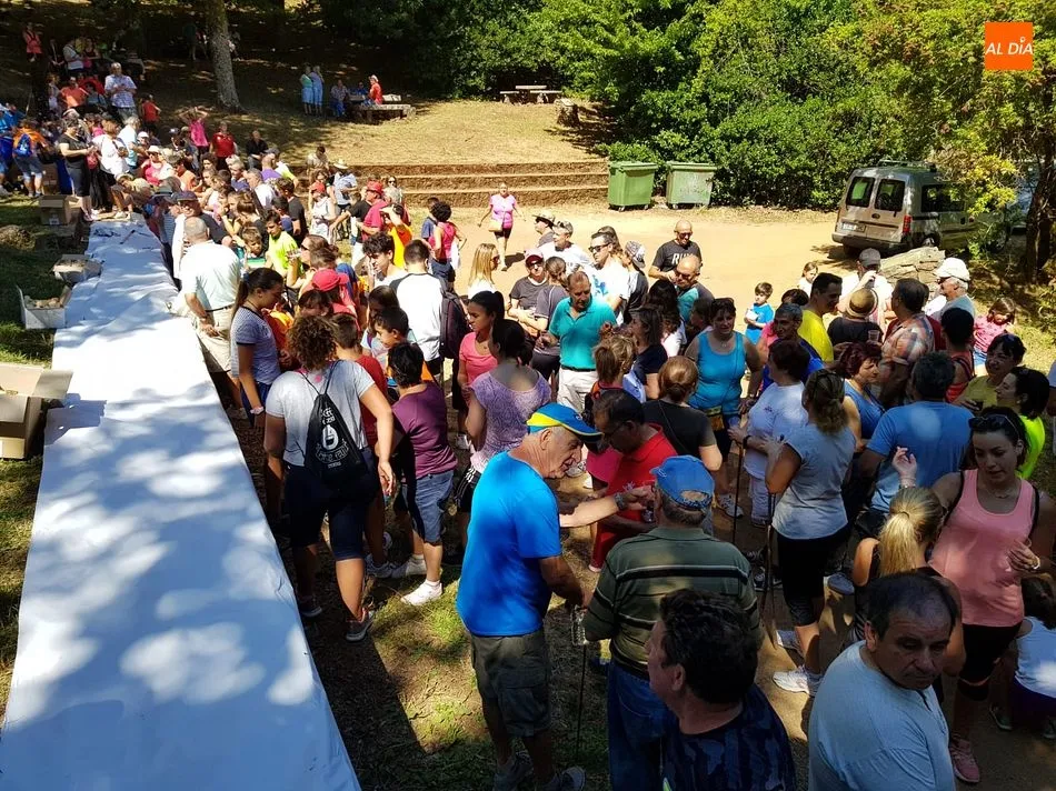 Foto 9 - La Honfr&iacute;a vuelve a ser destino de la marcha festiva