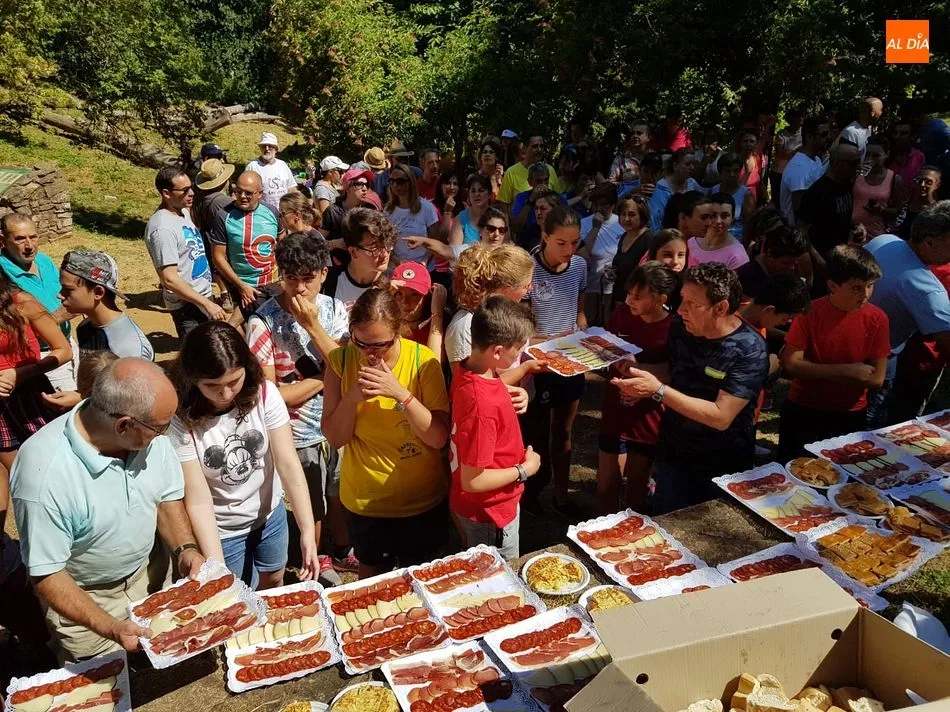 Foto 6 - La Honfr&iacute;a vuelve a ser destino de la marcha festiva