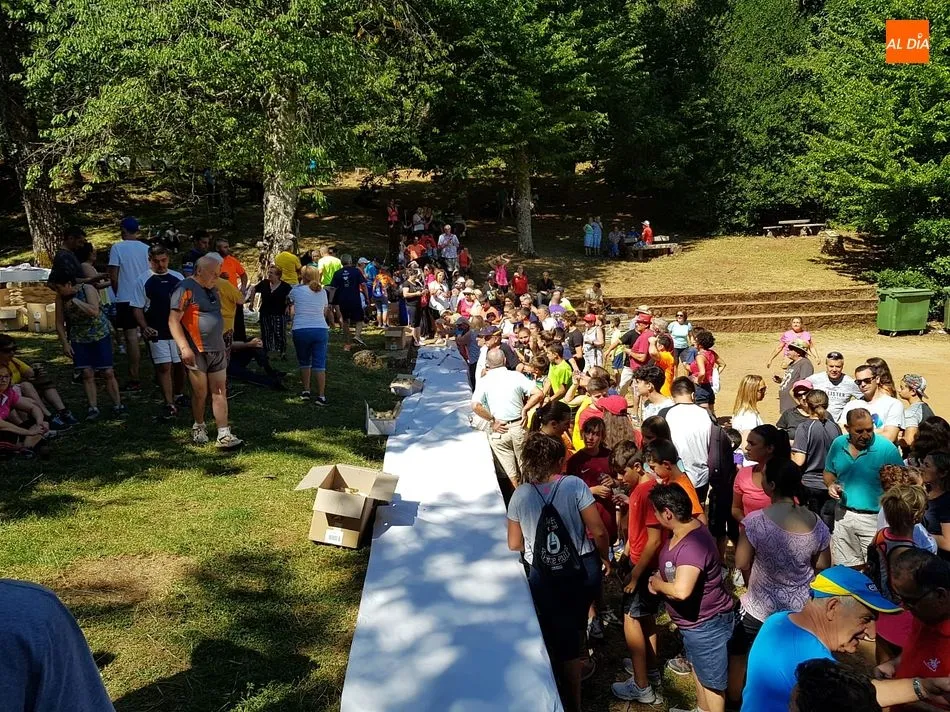 Foto 5 - La Honfr&iacute;a vuelve a ser destino de la marcha festiva
