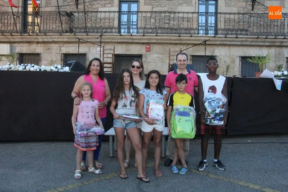 Foto 7 - La Biblioteca Municipal entrega los premios del Concurso Infantil de Dibujo  